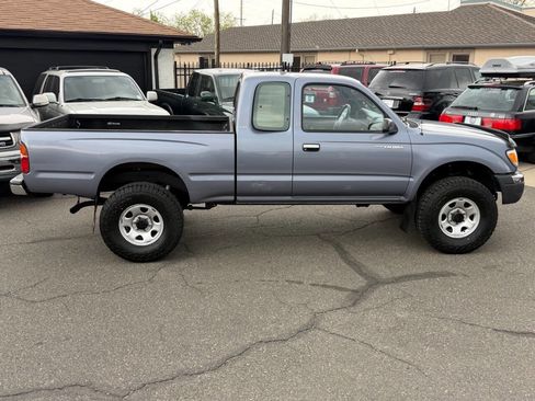 Used 1998 Toyota Tacoma SR5 AWD/4WD image 26