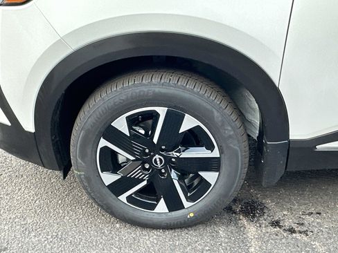 New 2026 Nissan Kicks SV w/ SV Premium Package image 11