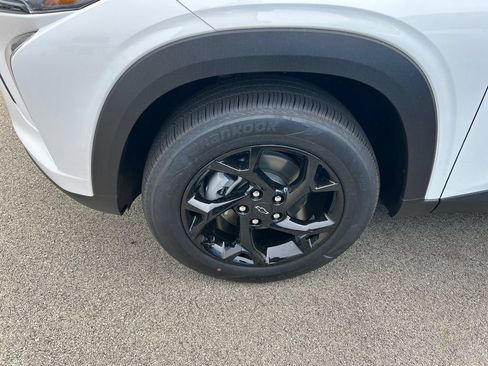 New 2026 Chevrolet Trax LT w/ Driver Confidence Package FWD image 33