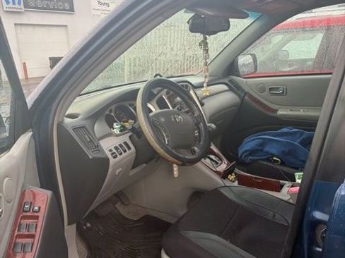 Used 2004 Toyota Highlander V6 image 6