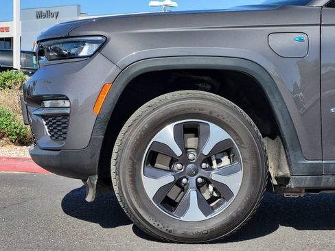 Used 2024 Jeep Grand Cherokee Limited 4xe AWD/4WD image 6
