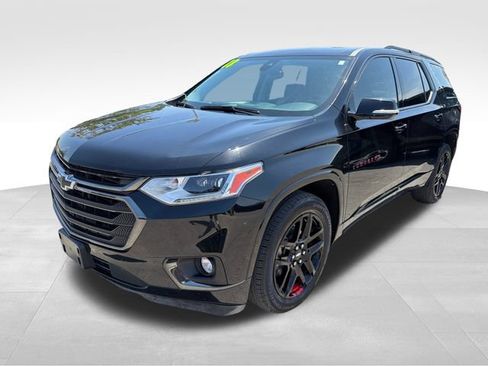 Used 2018 Chevrolet Traverse Premier w/ Redline Edition FWD image 3