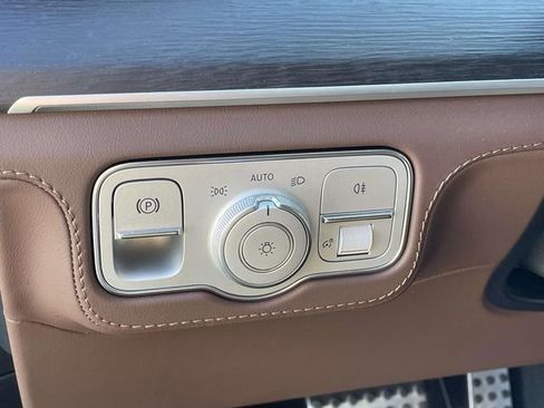 Used 2024 Mercedes-Benz GLE 63 AMG S image 18