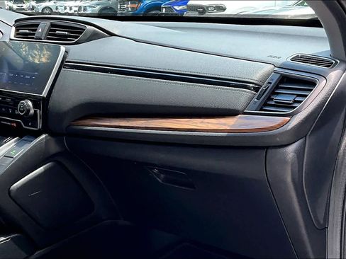 Used 2017 Honda CR-V Touring image 19