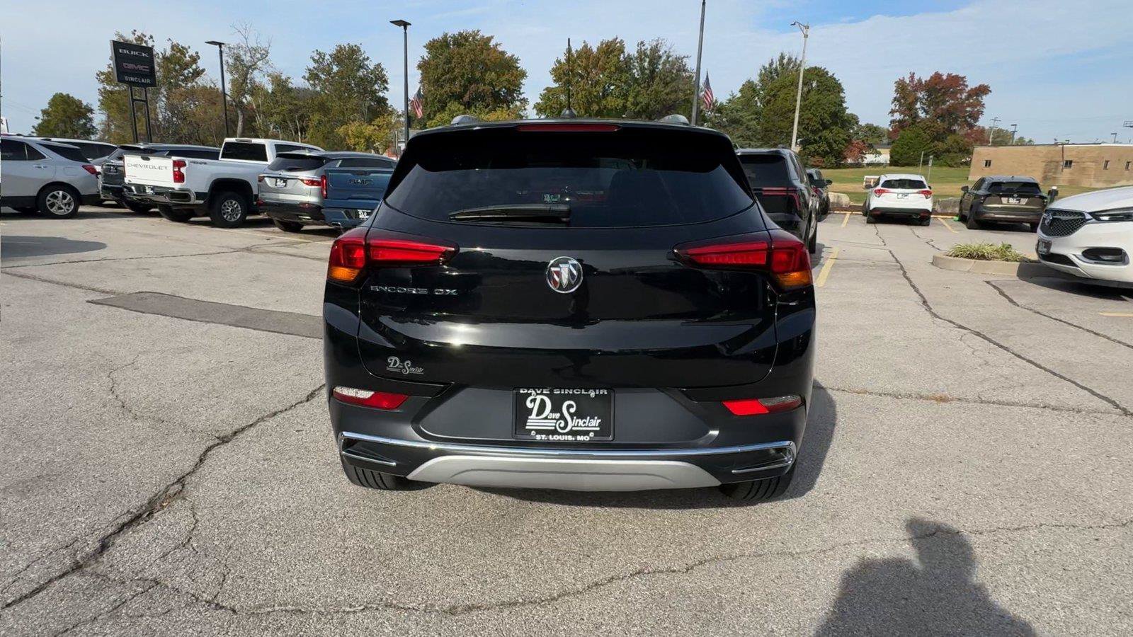 Used 2023 Buick Encore GX Essence w/ Experience Buick Package FWD image 8