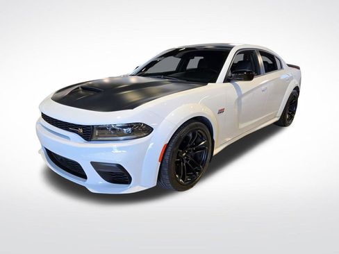 Used 2023 Dodge Charger Scat Pack image 4