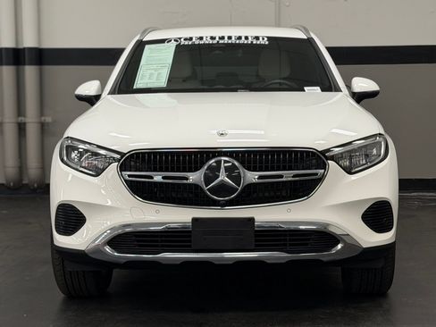 Used 2025 Mercedes-Benz GLC 300 image 6