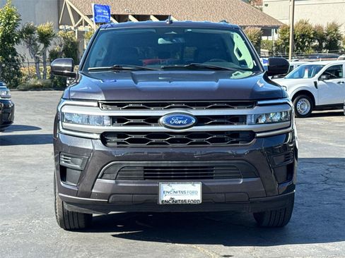 Certified 2024 Ford Expedition XLT AWD/4WD image 5