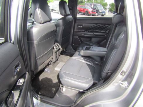 Used 2022 Mitsubishi Outlander SEL image 26