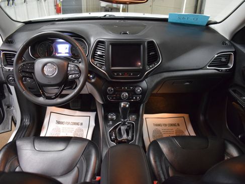 Used 2023 Jeep Cherokee Altitude Lux image 11