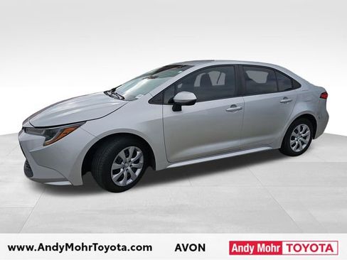 Used 2020 Toyota Corolla LE FWD image 4