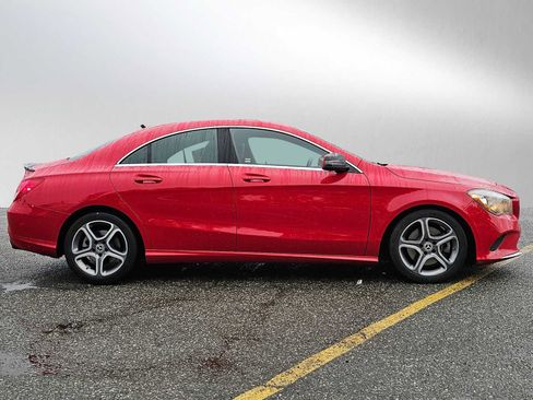 Used 2018 Mercedes-Benz CLA 250 4MATIC image 2