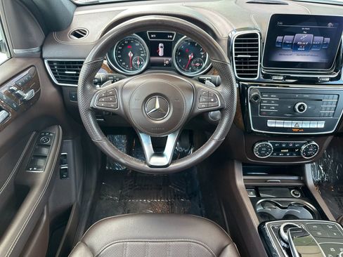 Used 2019 Mercedes-Benz GLS 450 4MATIC image 15