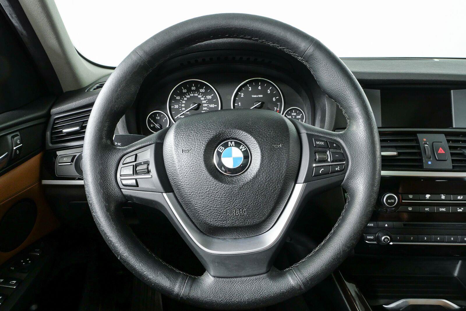 Used 2016 BMW X3 sDrive28i RWD image 9