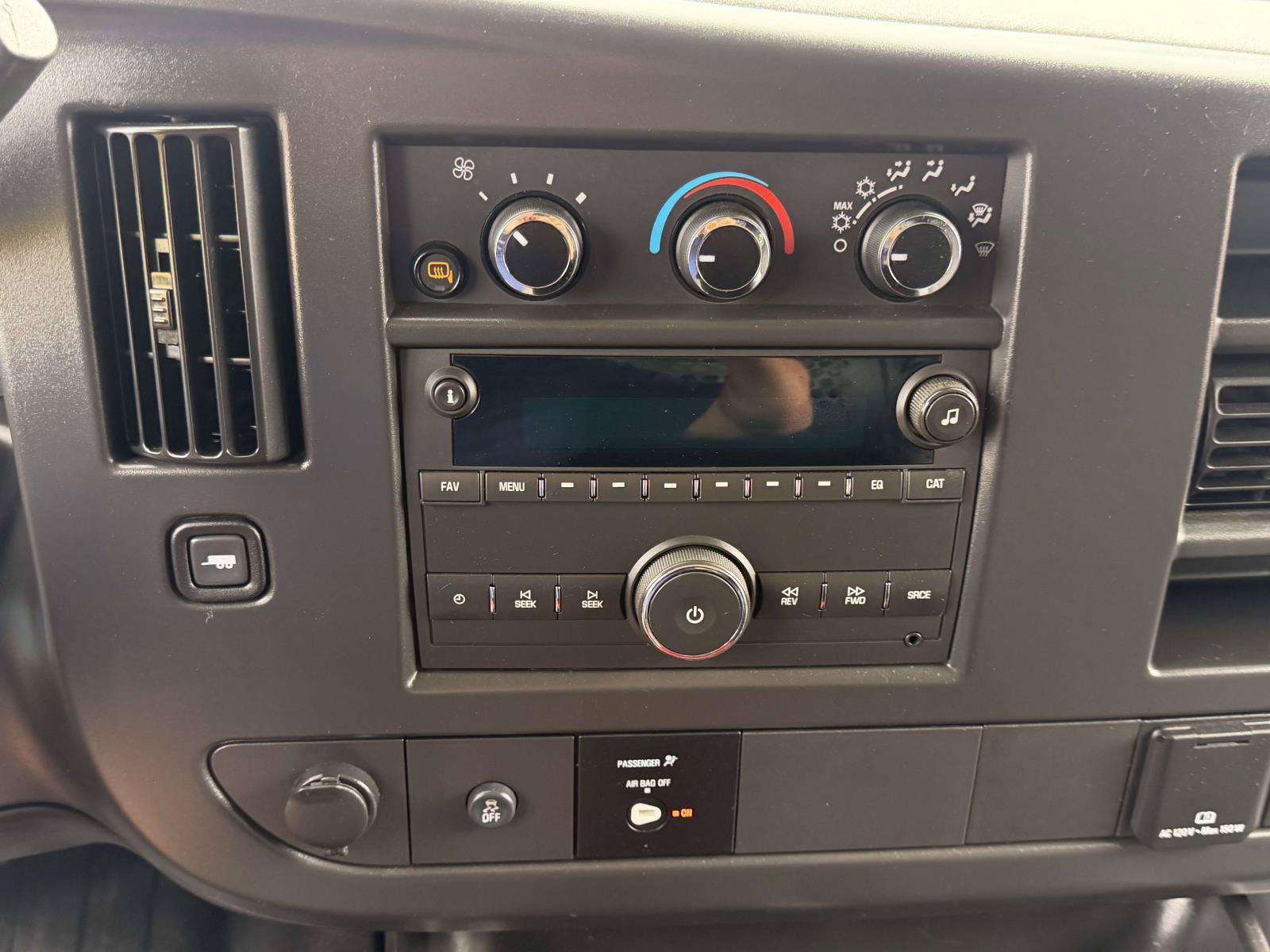 Certified 2025 Chevrolet Express 2500 w/ Driver Convenience Package RWD image 25