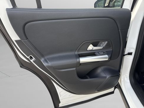 Certified 2023 Mercedes-Benz GLA 250 image 45
