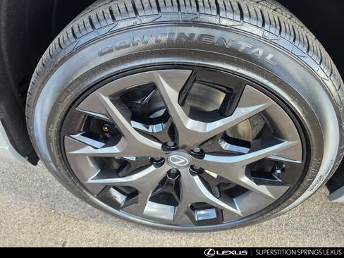 New 2026 Lexus TX 500h AWD image 10