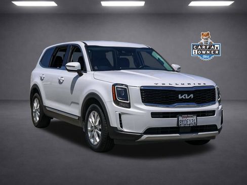 Used 2022 Kia Telluride LX AWD/4WD image 2