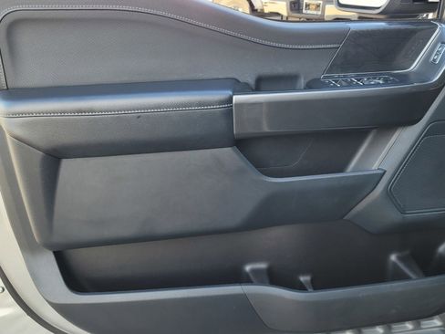 Used 2022 Ford F150 XLT w/ Equipment Group 302A High image 16