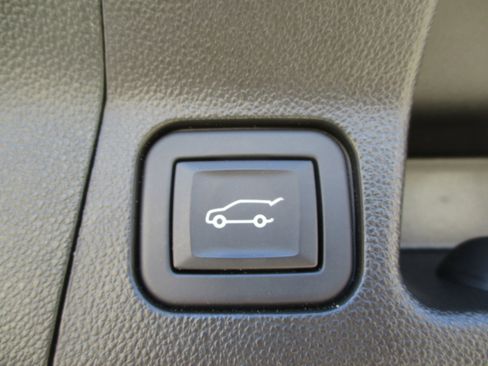 Used 2023 GMC Acadia SLE w/ Driver Convenience Package image 41