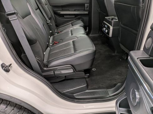 Used 2019 Ford Expedition XLT w/ Equipment Group 202A image 25