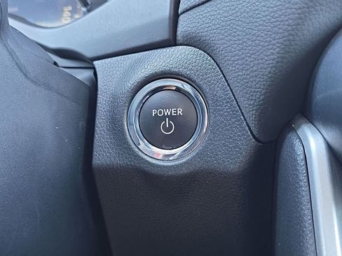 Used 2024 Toyota RAV4 XLE AWD/4WD image 26