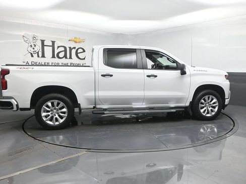 Used 2020 Chevrolet Silverado 1500 Custom w/ Custom Value Package AWD/4WD image 37