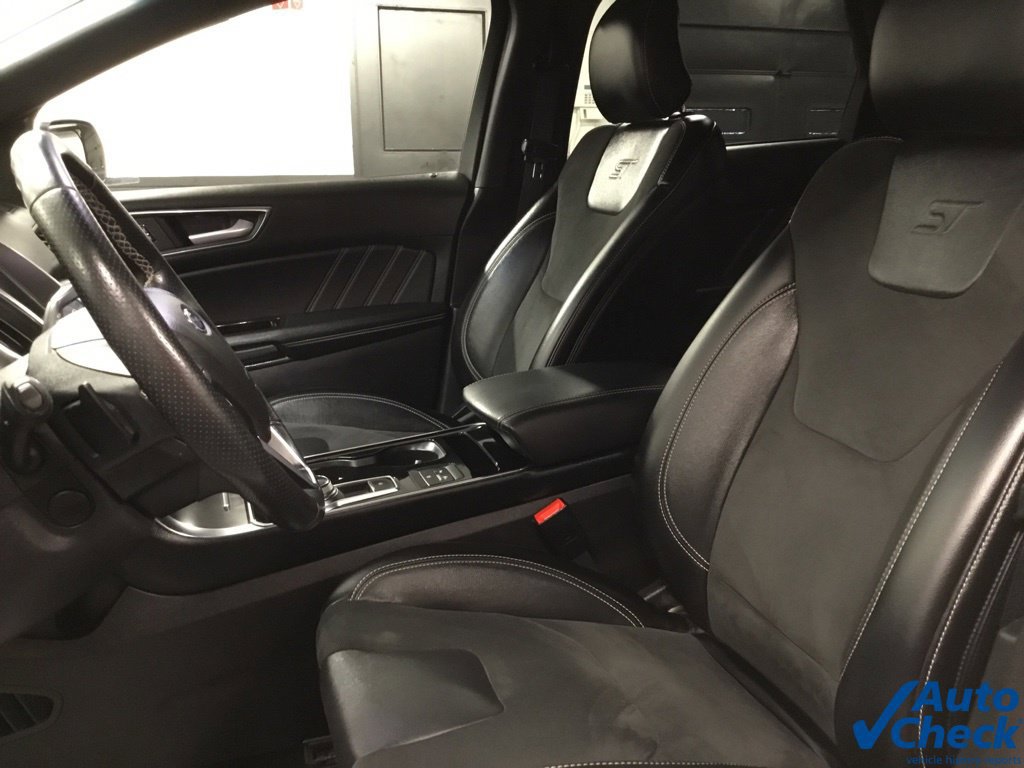 Used 2019 Ford Edge ST w/ Equipment Group 401A AWD/4WD image 32