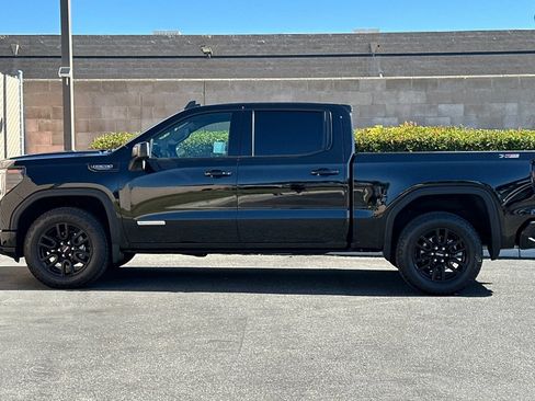 Certified 2025 GMC Sierra 1500 Elevation w/ Preferred Package AWD/4WD image 7