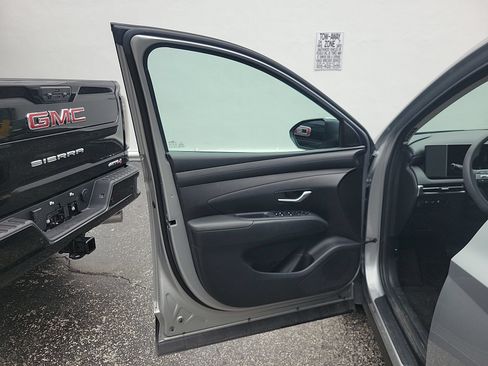 Used 2025 Hyundai Tucson SEL FWD image 20