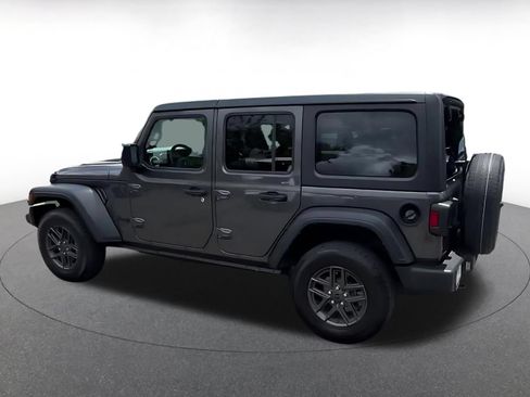 Used 2025 Jeep Wrangler Unlimited Sport AWD/4WD image 9
