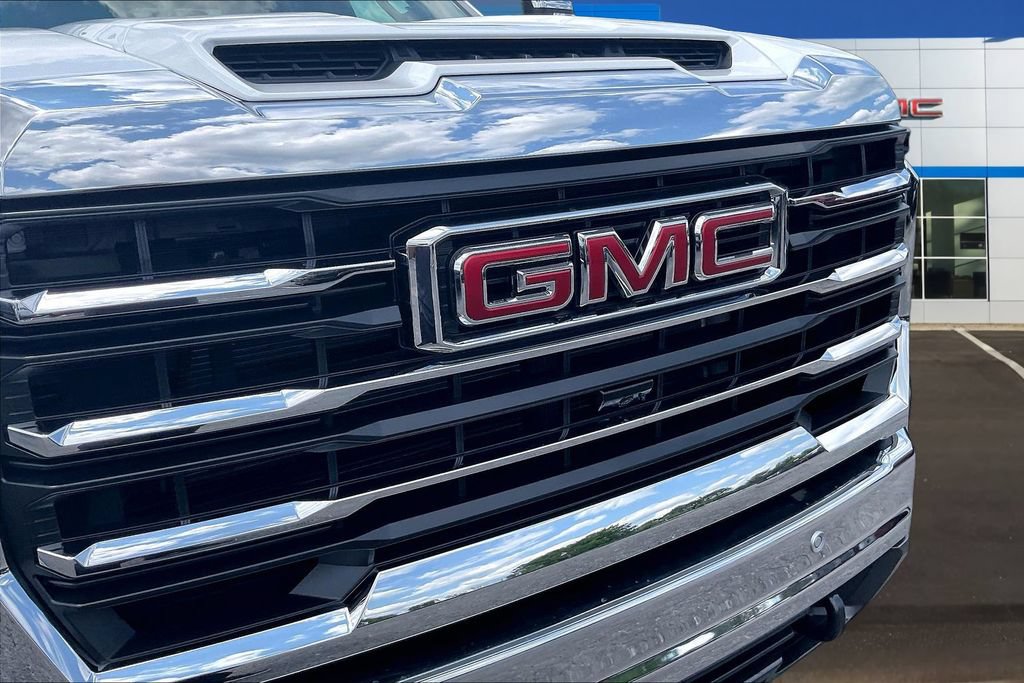 New 2026 GMC Sierra 2500 SLT w/ SLT Premium Package AWD/4WD image 16