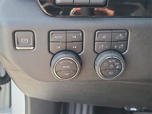 New 2025 Chevrolet Silverado 1500 LTZ image 24