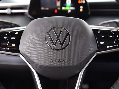 New 2025 Volkswagen ID. Buzz Pro S image 17