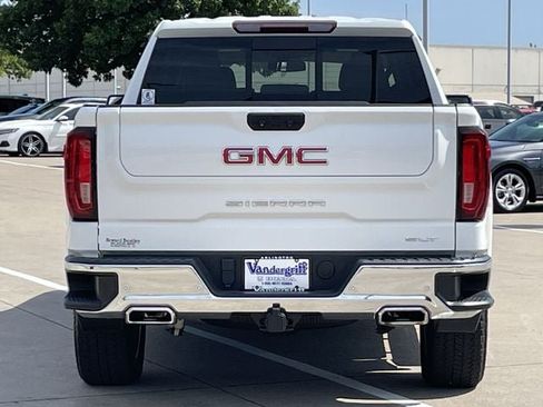 Used 2022 GMC Sierra 1500 SLT w/ SLT Premium Plus Package AWD/4WD image 5
