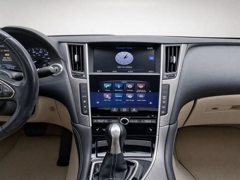 Used 2015 INFINITI Q50 Premium w/ All Weather Package RWD image 30
