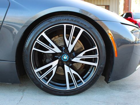 Used 2015 BMW i8 image 36