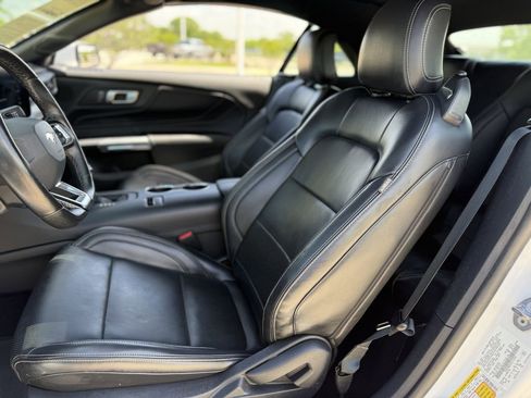 Used 2024 Ford Mustang Premium image 21