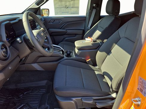 New 2026 Chevrolet Colorado W/T w/ WT Custom Package image 11