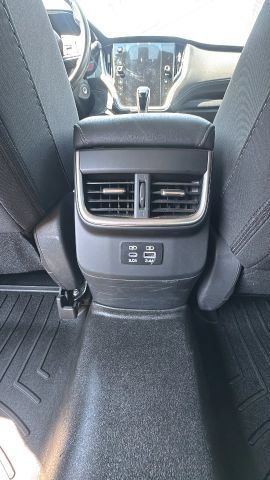 Used 2023 Subaru Outback Premium AWD/4WD image 16