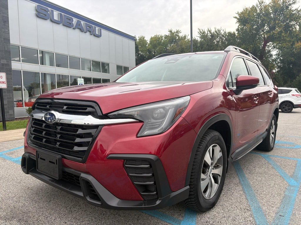 Used 2024 Subaru Ascent Premium w/ Convenience Package AWD/4WD image 1