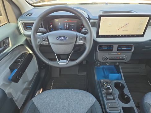 New 2025 Ford Maverick XLT w/ XLT Luxury Package image 9