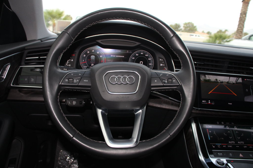 Used 2022 Audi Q8 Premium Plus AWD/4WD image 16