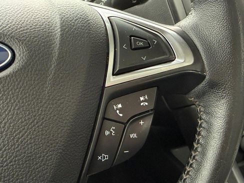 Used 2020 Ford Fusion SE w/ Equipment Group 151A FWD image 15