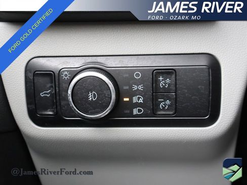 Certified 2025 Ford Escape Platinum image 31