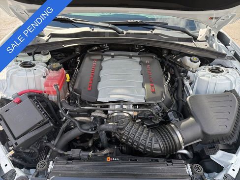Used 2022 Chevrolet Camaro SS RWD image 14