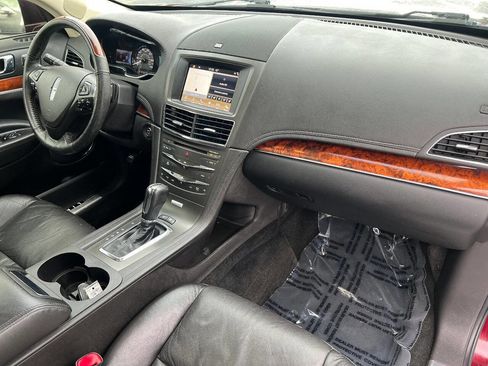 Used 2017 Lincoln MKT AWD w/ Driver Technology Package image 32