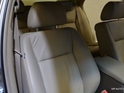 Used 2002 Acura RL image 16