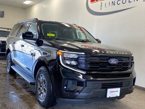 New 2026 Ford Expedition Max Active AWD/4WD image 2