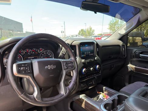 Used 2021 Chevrolet Silverado 1500 RST w/ Max Trailering Package AWD/4WD image 8